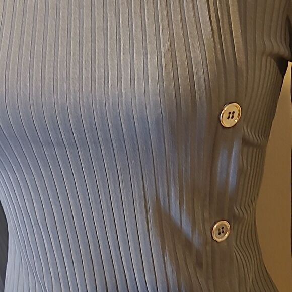 💲1️⃣0️⃣ Bundled ✔️Ribbed Bodycon Mini Button Accent Dress Dark Grey  sz S, M - Picture 9 of 14